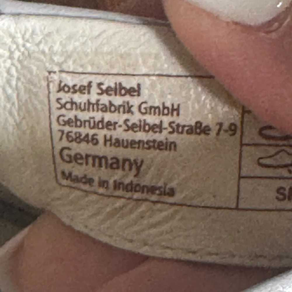 JOSEF SEIBEL‎ Fabia Light Gray Leather